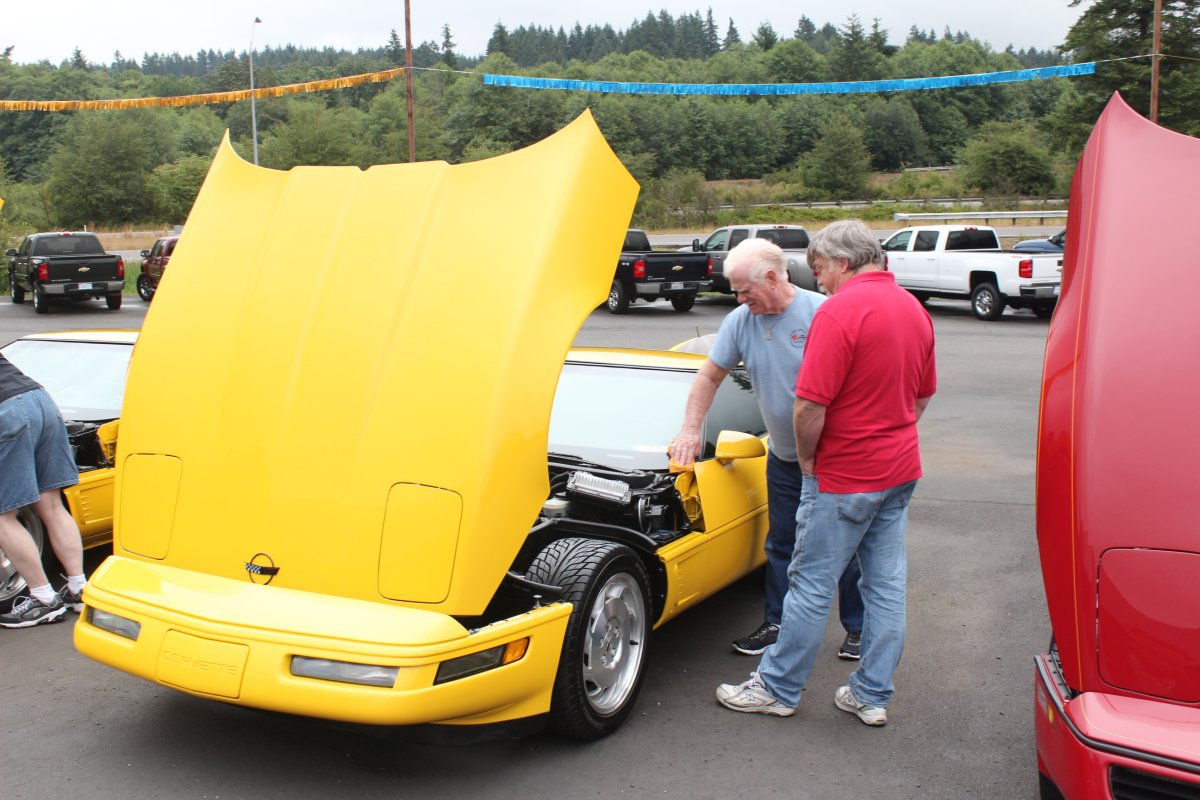 Click to Enlarge-Esc to Close Corvette Generations/C4/C4 1996 Yellow -3.JPG
